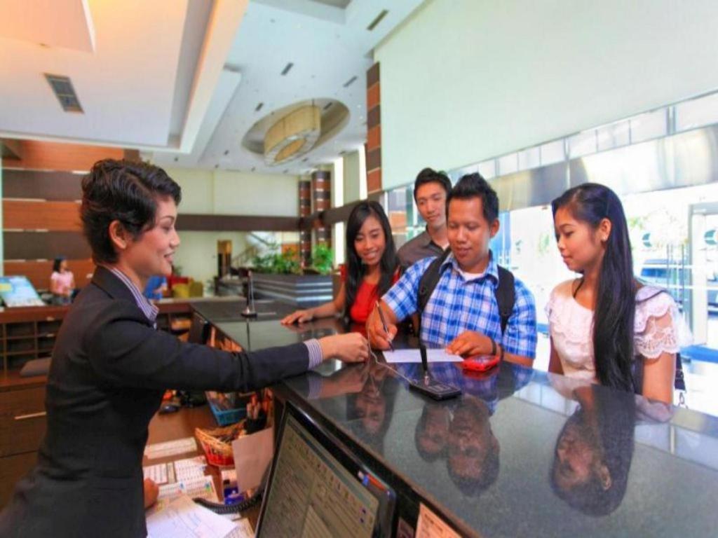 Menara Bahtera Hotel Balikpapan (Borneo)
