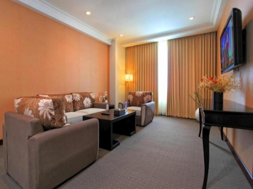Menara Bahtera Hotel Balikpapan (Borneo)